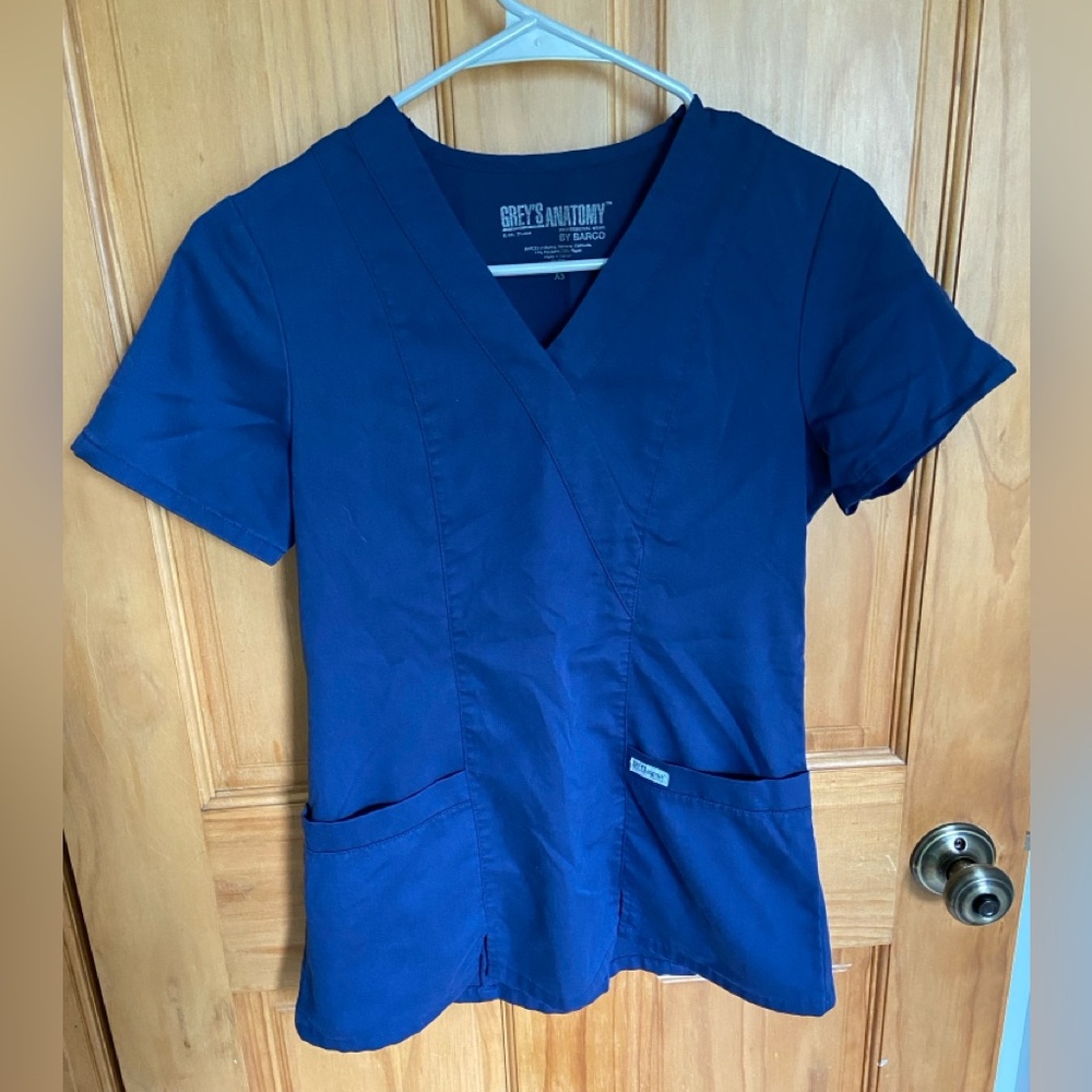 Grey’s Anatomy by Barco Women’s XS Navy Scrub Top